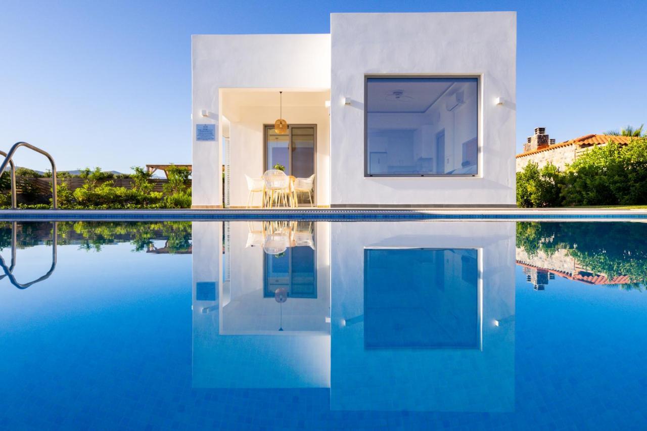 Sardines Luxury Villas Análipsi Habitación foto